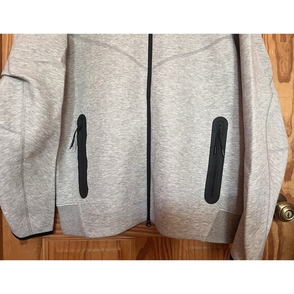 Nike Sportswear Tech Fleece Windrunner Hoodie Heather Grey Size Large FB7921-063 - Picture 4 of 10